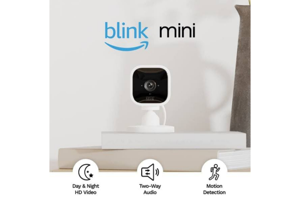 Blink Mini – Compact Indoor Smart Security Camera